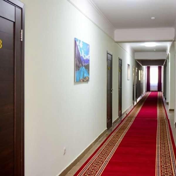 Alatau Hotel Astana Exterior foto